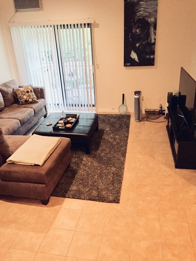 Foto principal - 26 John Bean Ct