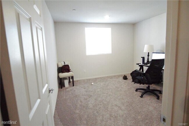 Building Photo - 3 br, 2 bath House - 14717 W Rose Ln