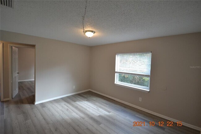 Building Photo - 8429 N 39th St