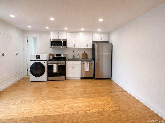 Building Photo - 5728 US-209