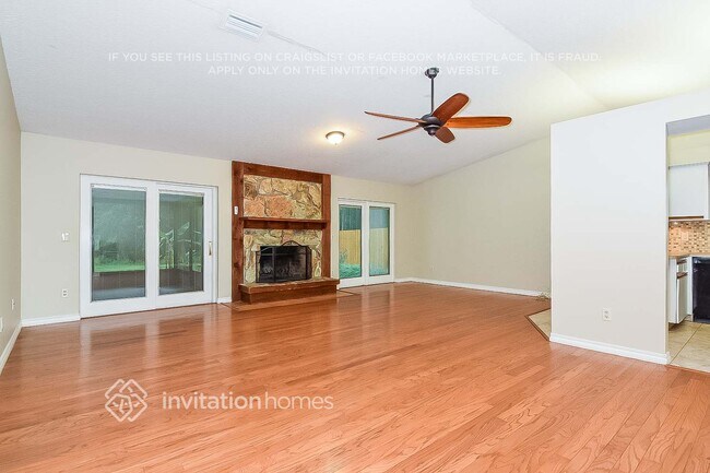 Building Photo - 5368 Black Pine Dr