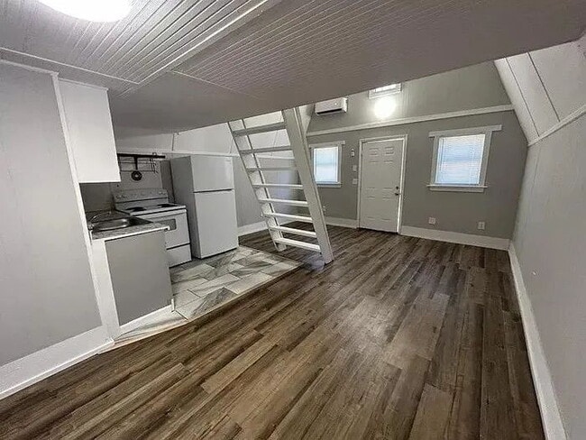 Photo - 118 Catherine Ct House