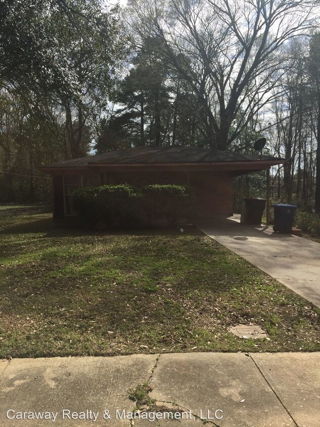 Primary Photo - 3143 Murphy St
