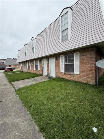 Building Photo - 905 Aspen Ct