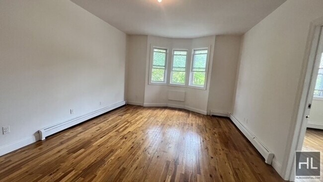 Foto del edificio - 548 Rockaway Ave