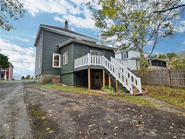 Foto del edificio - 3 Bed 1.5 Bath Rental in Sherrill NY