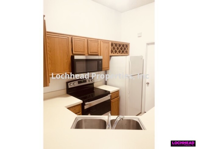 Foto del edificio - 4215 Scarsdale Ln