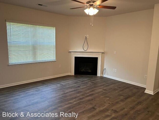Building Photo - 4 br, 2 bath House - 51 Blue Aspen Drive