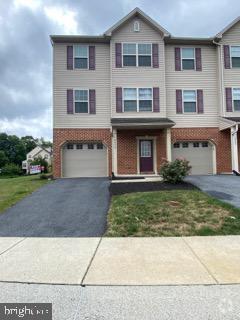Building Photo - 6459 Creekbend Dr