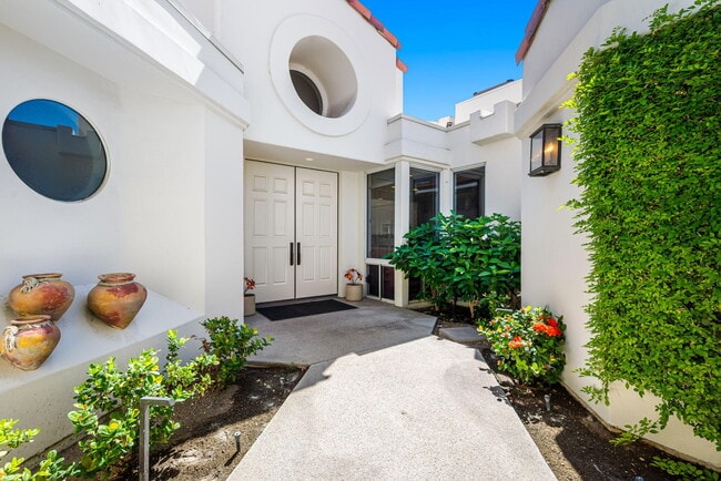 Foto del edificio - 75395 Riviera Dr