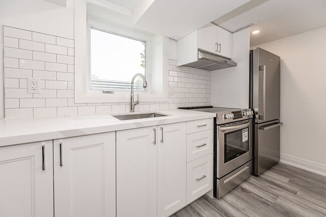Building Photo - Updated 2 bedroom on East Mountain