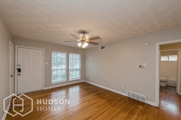 Building Photo - NOW AVAILABLE! - 736 Havenwood Dr, Dallas,...