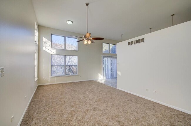 Building Photo - 691 Littleton Trail