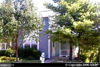 Building Photo - 15267 Valley Stream Dr