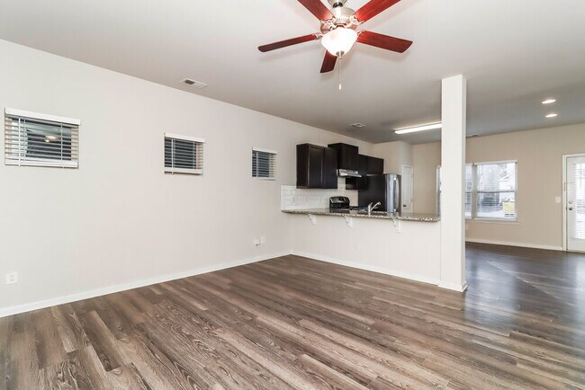 Foto del edificio - 143 Preserve Dr