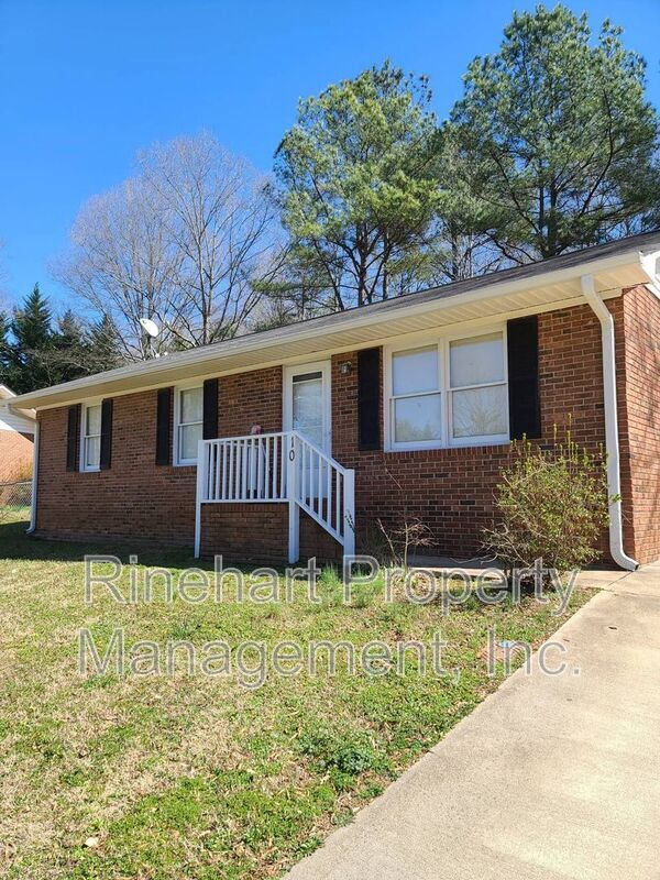 10 Rosewood Ln, York, SC 29745 House Rental in York, SC