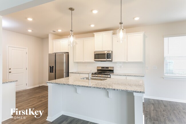 Foto del edificio - 1002 Mission Hill Ln