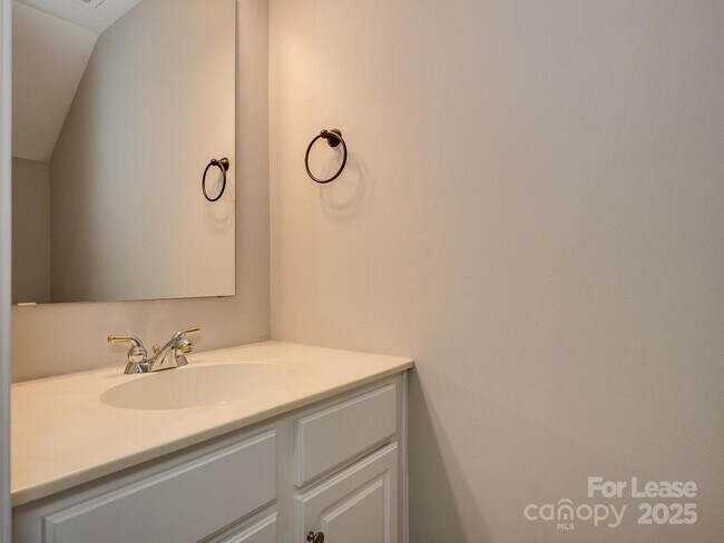 Foto del edificio - 14930 Ballantyne Village Way