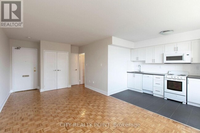 Building Photo - 276-276 St George St