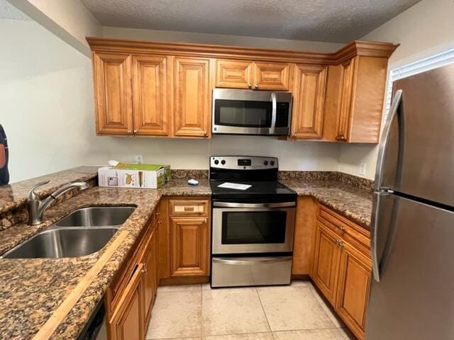 Building Photo - 1440 Lake Crystal Dr