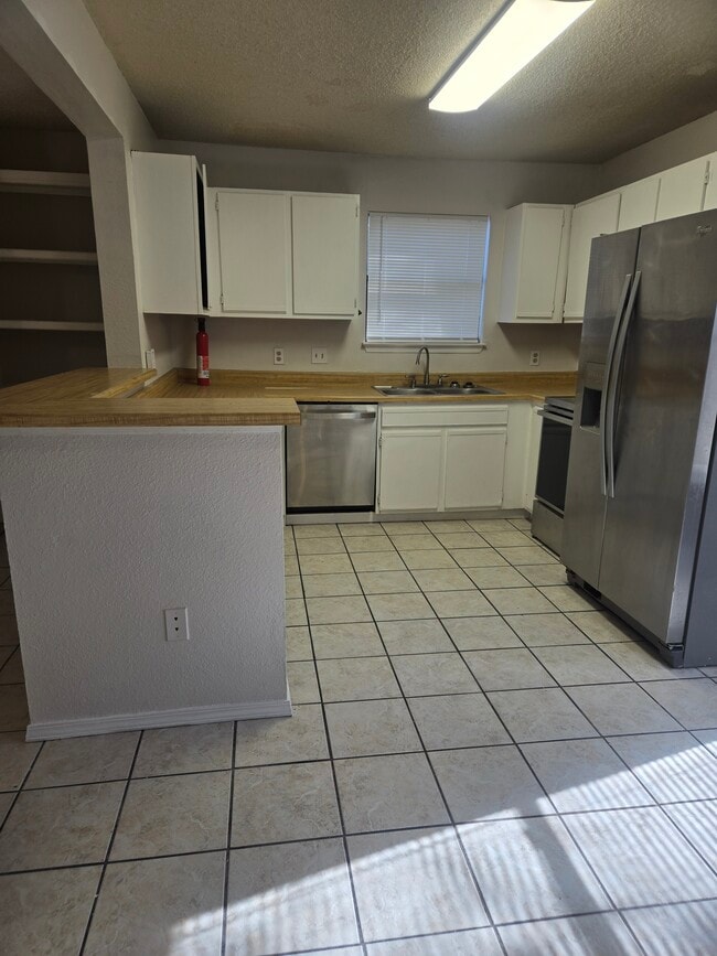 Building Photo - 2903 W Slaughter Ln