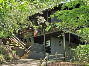 Building Photo - 328 Possum Trot Trail Building Photo - 328 Possum Trot Trail