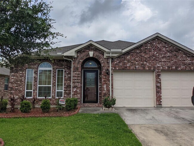 Foto del edificio - 13918 Goodridge Dr
