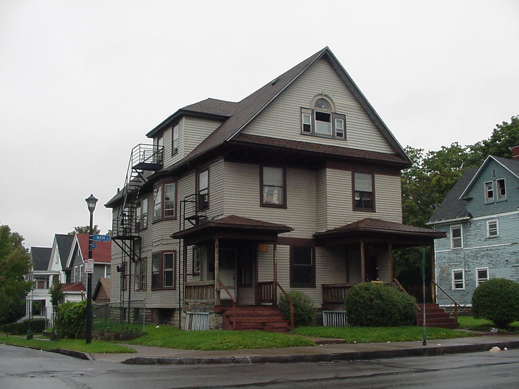 Foto del edificio - 1596 E Main St