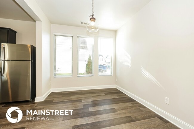 Building Photo - 1010 Keeneland Dr