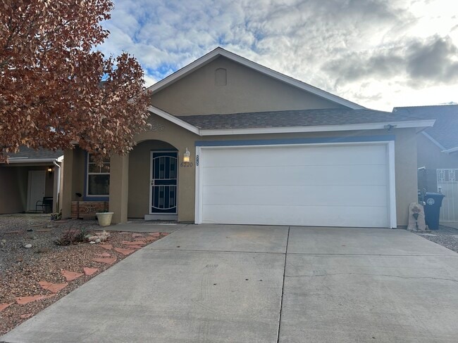 Building Photo - 6220 Calle Vizcaya NW