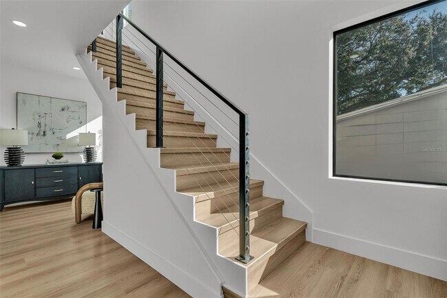 Foto del edificio - 3175 10th Ave N