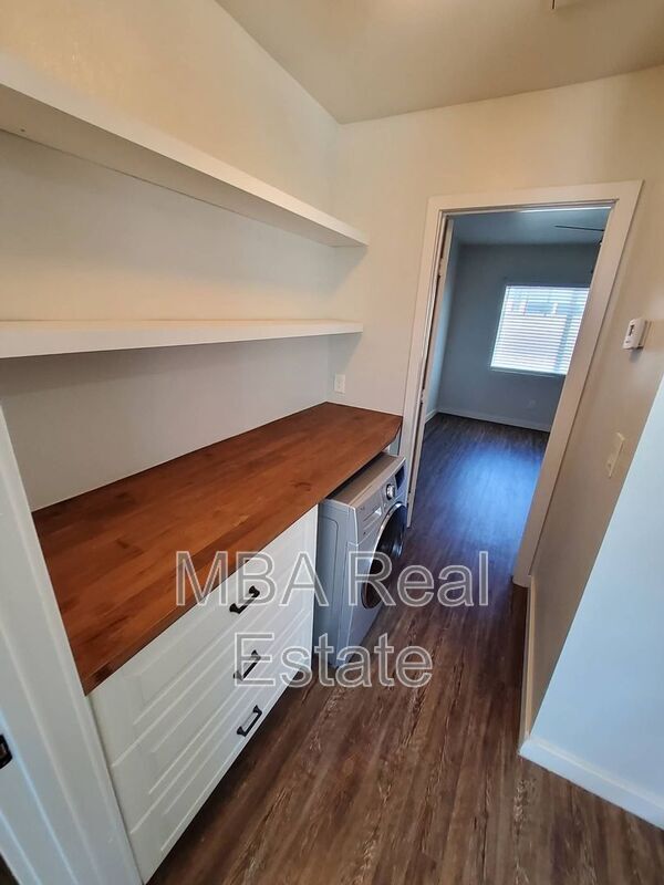 Building Photo - 4248 N 12th St