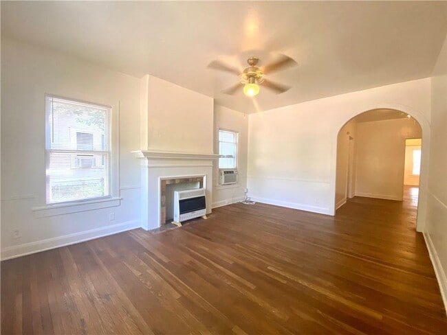 Building Photo - 3207 Harris Park Ave