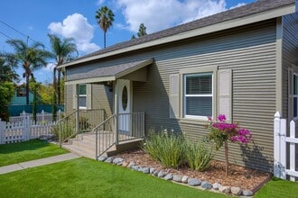 Building Photo - 130 Mariposa Ave