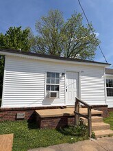 Building Photo - 125 E Jefferson St