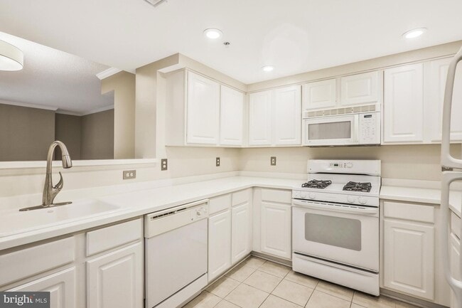 Foto del edificio - 3830 9th St N