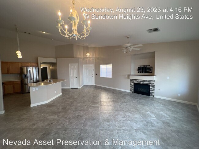 Foto del edificio - 3 br, 2 bath House - 6520 Sundown Heights Ave