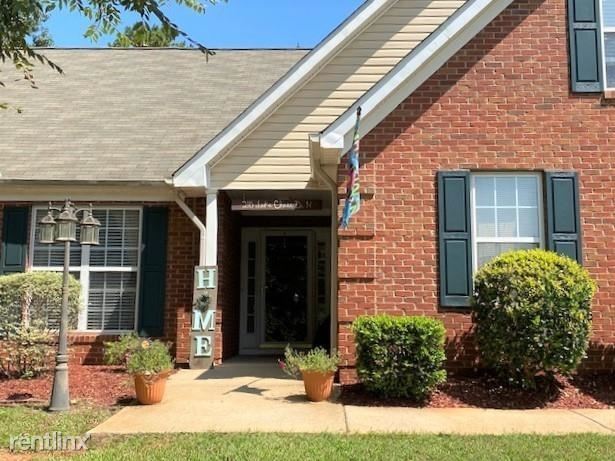Building Photo - 4 br, 2 bath House - 210 Lake Chase Drive N