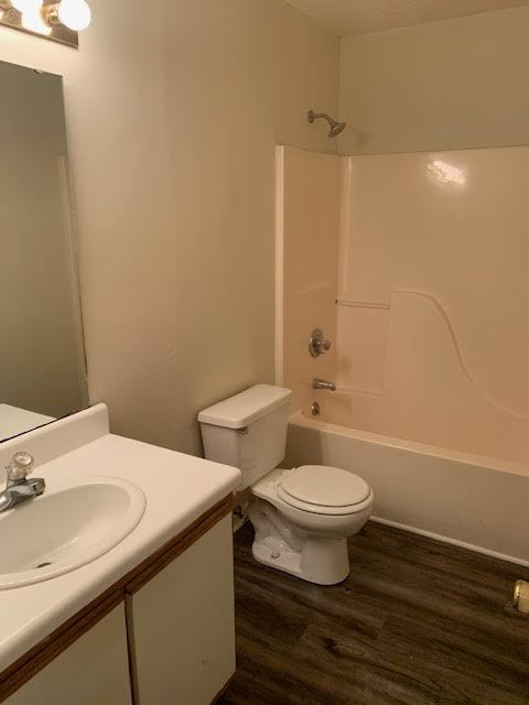 Foto del edificio - "Charming 2-Bed, 2-Bath Duplex in Wintervi...