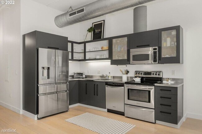 Foto del edificio - Studio, 1 bath Condo - 1400 Northwest Irvi...