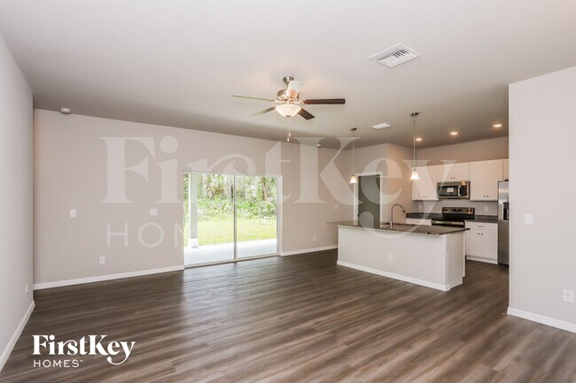 Building Photo - 4058 Manchester Terrace