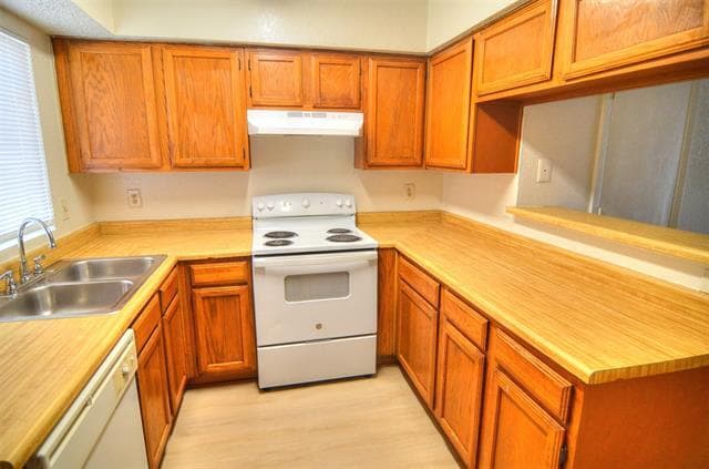 Foto del edificio - 9475 Olde Village Ct