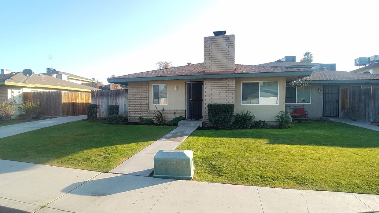Foto principal - 5905 Nogal Ave