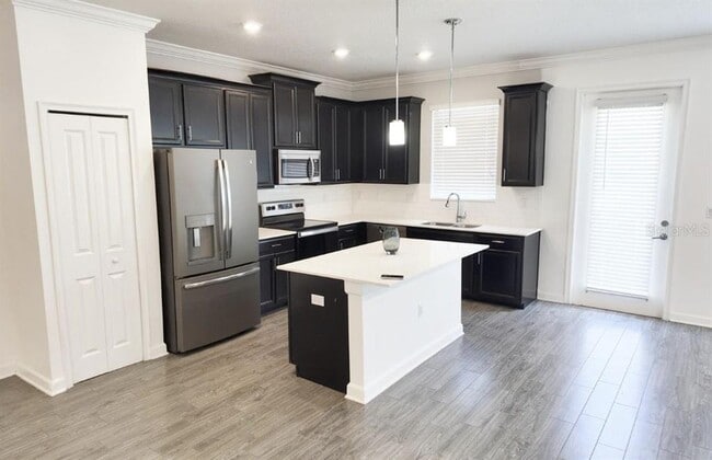 Building Photo - 8543 Spyglass Ln