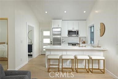 Building Photo - 214 Sierra Madre Blvd