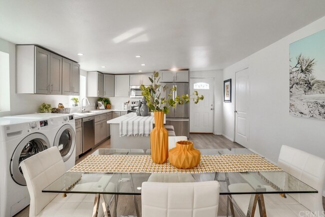 Foto del edificio - 25826 Hillworth Ave
