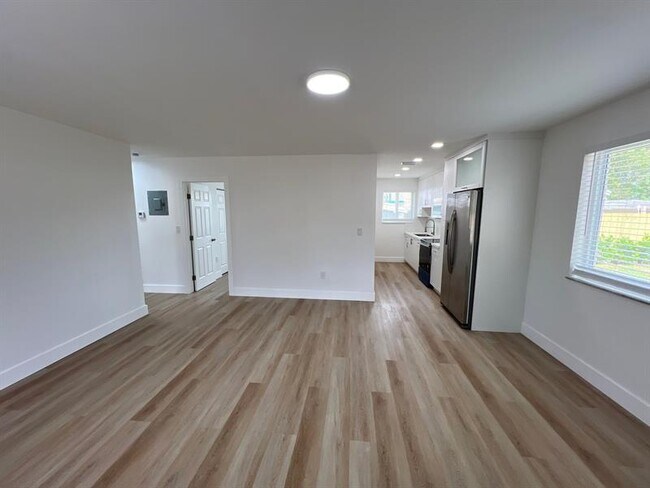 Building Photo - 2820 NW 95th St