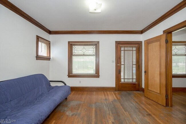 Foto del edificio - 3003 E 63rd St