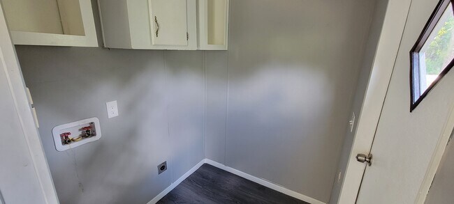 Foto del edificio - 23047 Cactus Rd