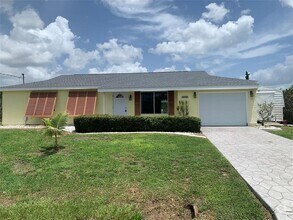 Building Photo - 9500 Attica Cir
